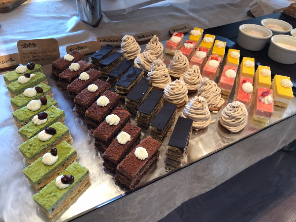 【1周年記念イベント】Sweets & Cafe Dragee（ドラジェ）のケーキバイキングに行ってきた【長浜】