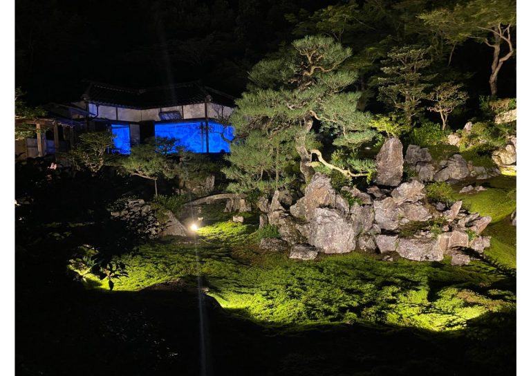 風情あるお寺で開催「orite Art 青岸寺」◆10/8・9・10は国指定名所の庭園がライトアップ【米原】