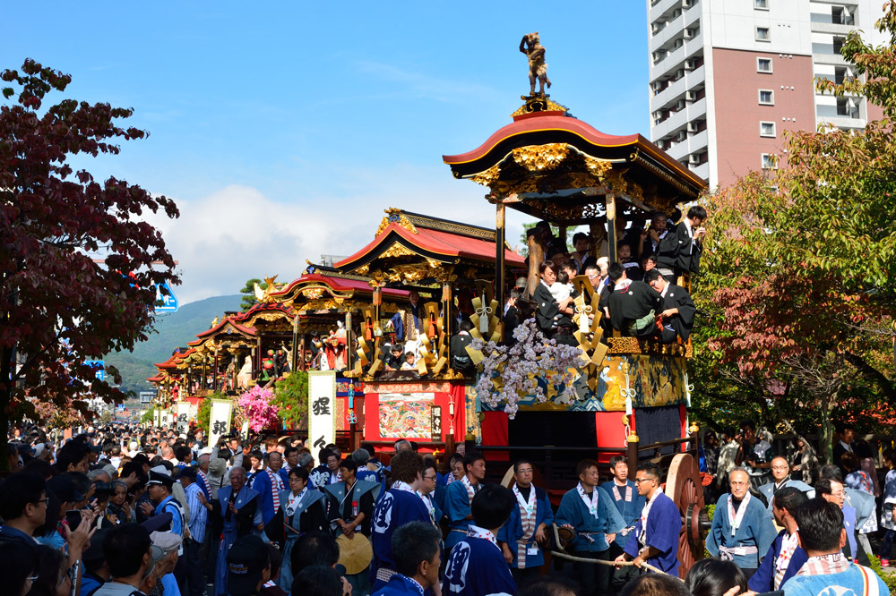 勇壮な曳山に心惹かれ、からくりの華やかさに心が躍る。毎年恒例の秋の風物詩「大津祭」へ【大津】