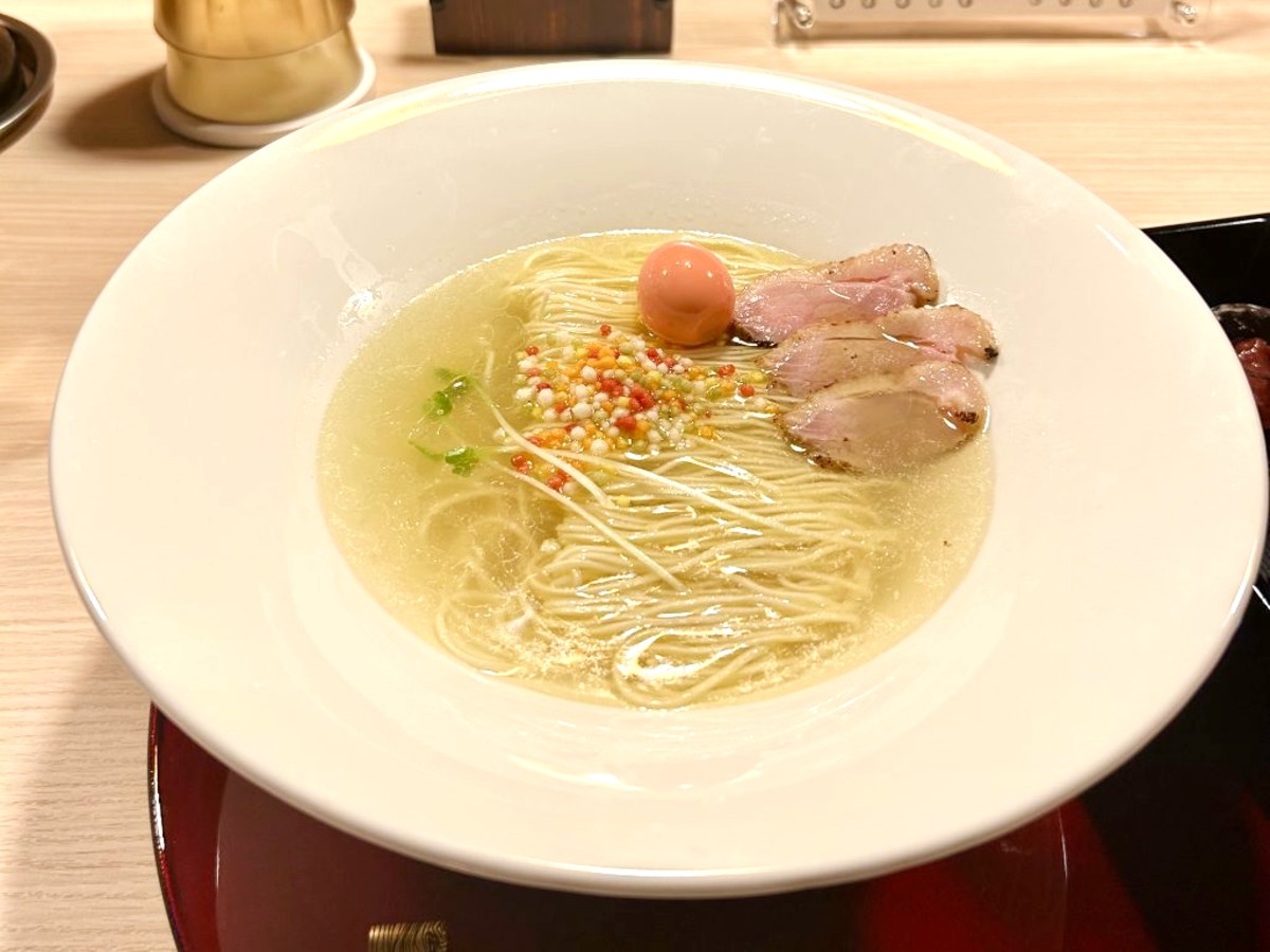 【8/2営業再開予定】ラーメン屋の枠を超えた贅沢体験を。野洲に誕生の「中華そば自画自賛」で至福のひととき【野洲】