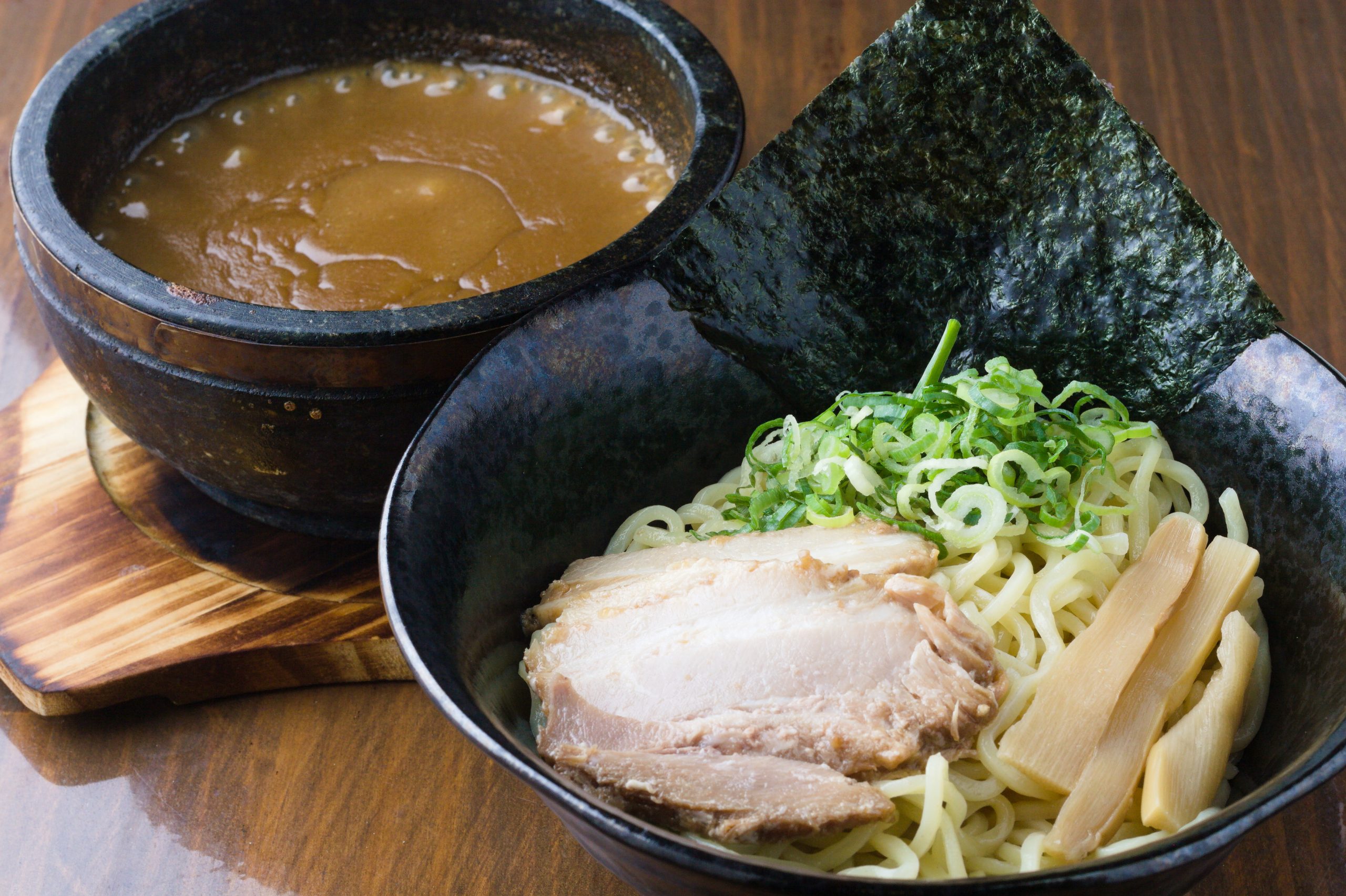 【新店】今年８月オープン！熱々の石焼で提供される独自のスタイルが話題のつけ麺【比叡山坂本/石焼つけ麵焔亭】